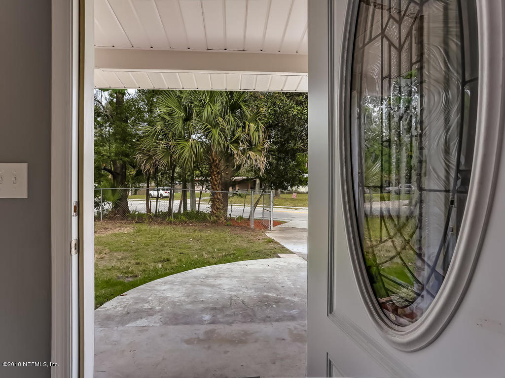 2126 Fouraker Road Jacksonville, FL 32210 - Photo 6 of 38 2126 Fouraker Rd Jacksonville-006-1-Fron