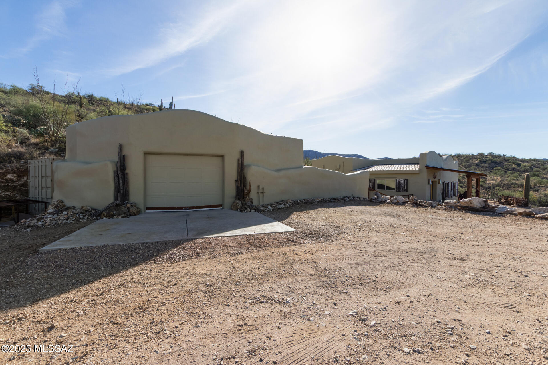 8491 South Pistol Hill Road Vail, AZ 85641 - Photo 35 of 50 Garage