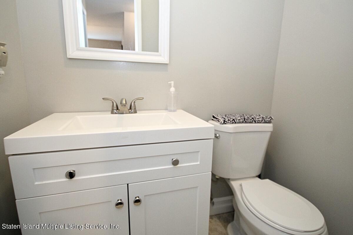 30 Red Cedar Lane Staten Island, NY 10309 - Photo 14 of 32 IMG_3303_Fotor