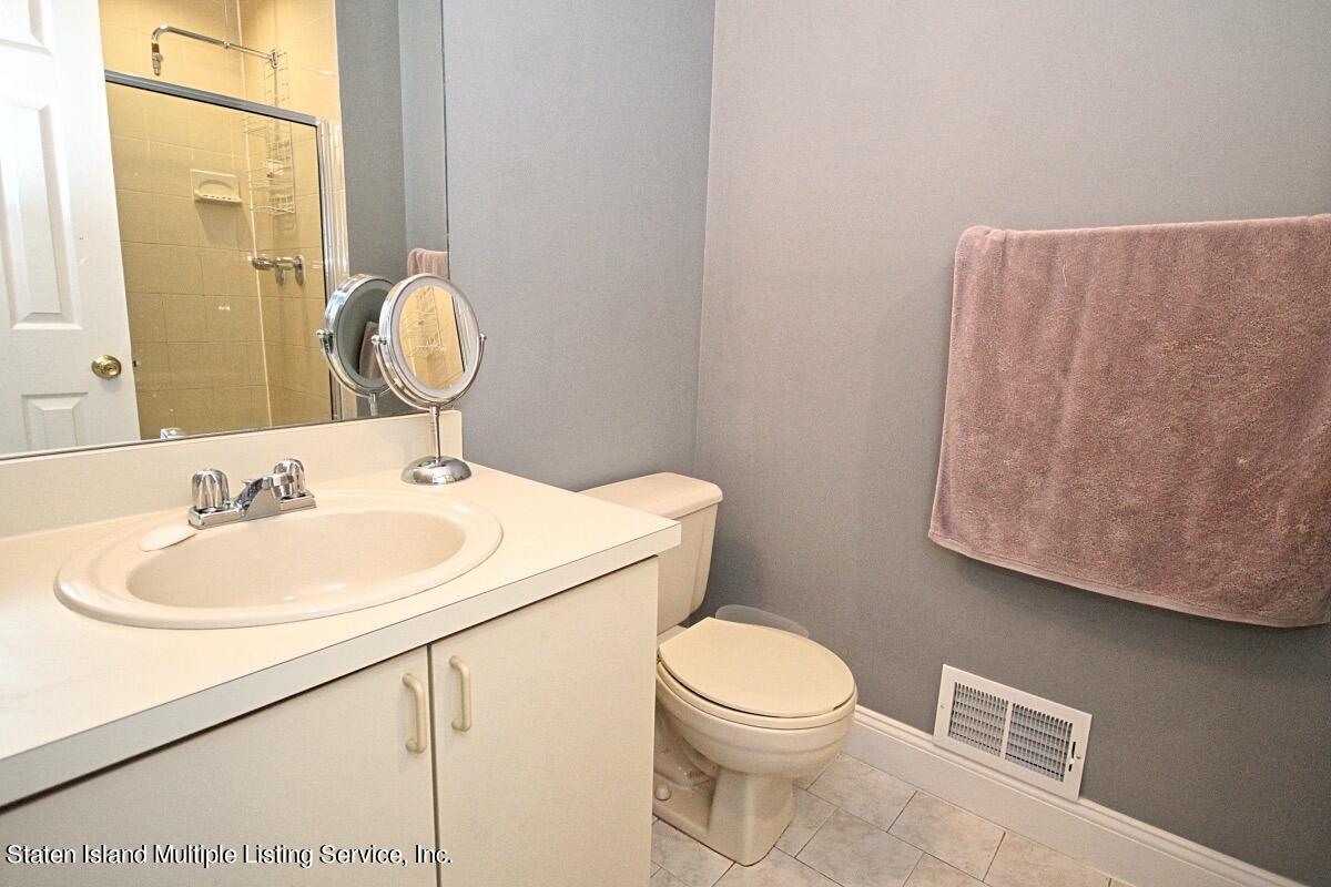 30 Red Cedar Lane Staten Island, NY 10309 - Photo 21 of 32 IMG_3399_Fotor