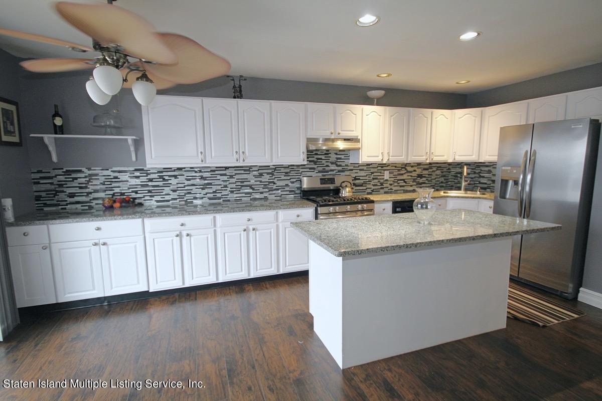 30 Red Cedar Lane Staten Island, NY 10309 - Photo 9 of 32 IMG_3316_Fotor