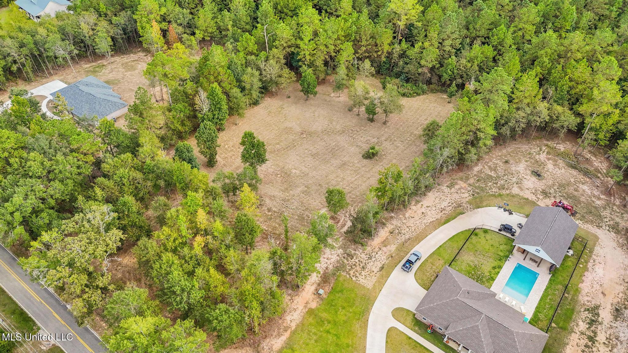 12091 School Road Saucier, MS 39574 - Photo 9 of 18 008