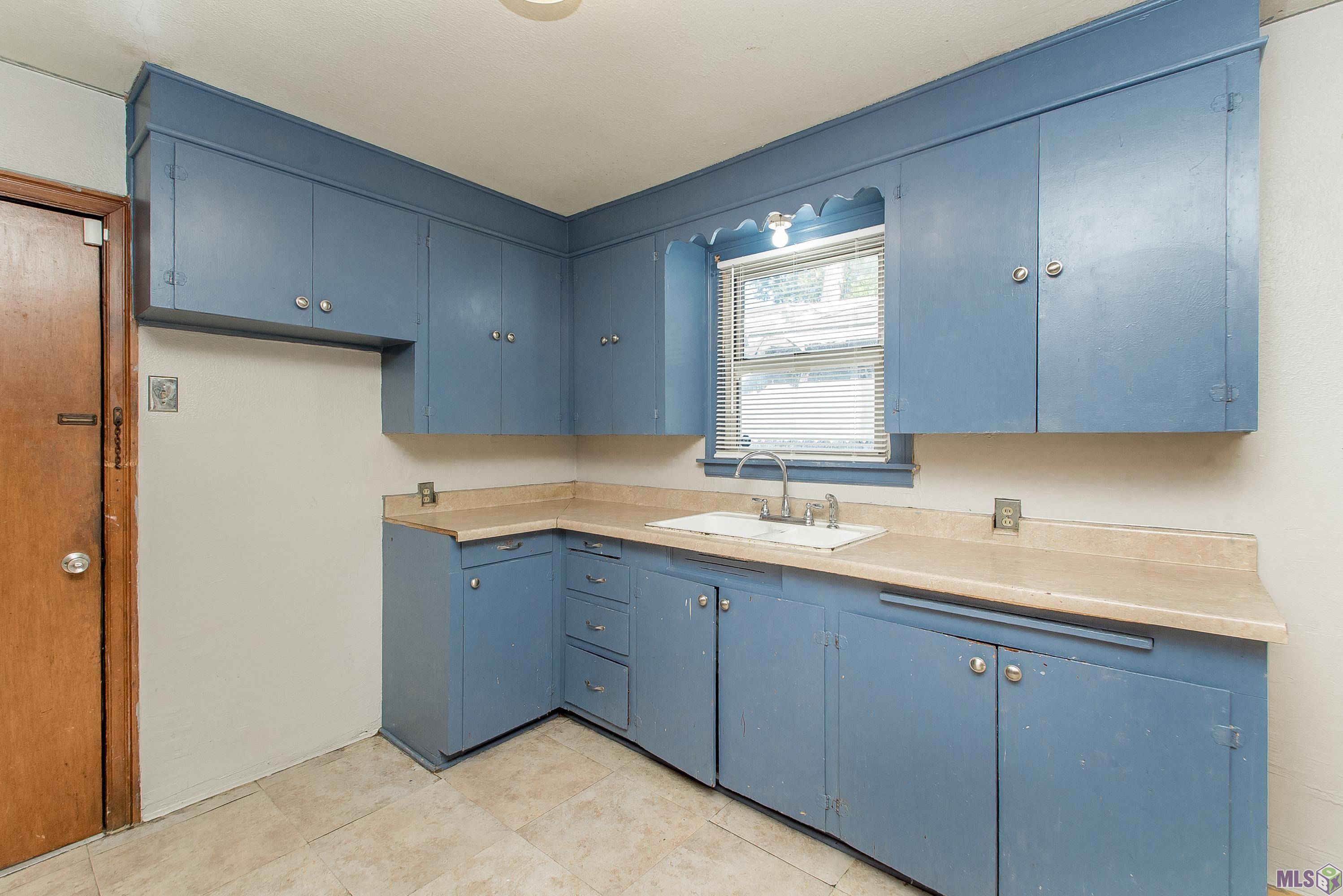 4273 Adams Avenue Baton Rouge, LA 70802 - Photo 12 of 14