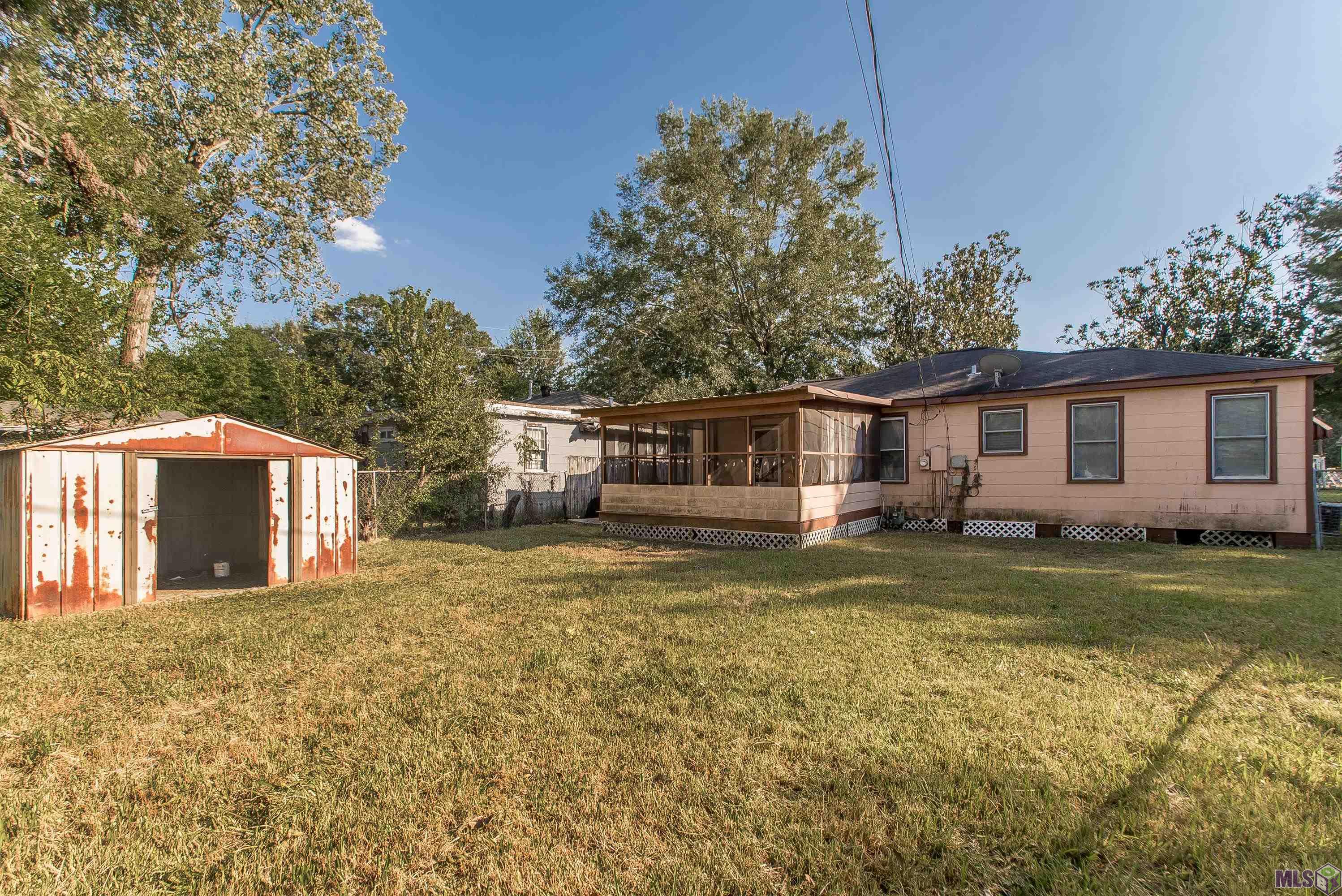 4273 Adams Avenue Baton Rouge, LA 70802 - Photo 3 of 14