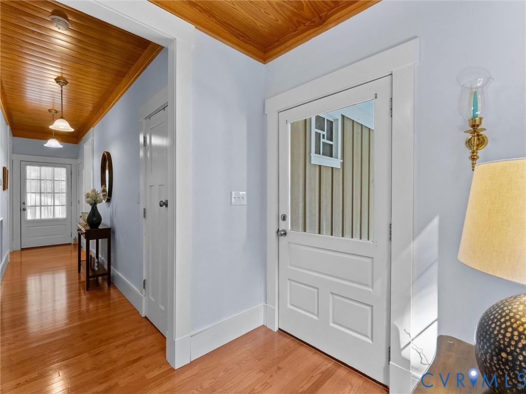 3964 Maidens Road Powhatan, VA 23139 - Photo 9 of 92 Gallery Image 9