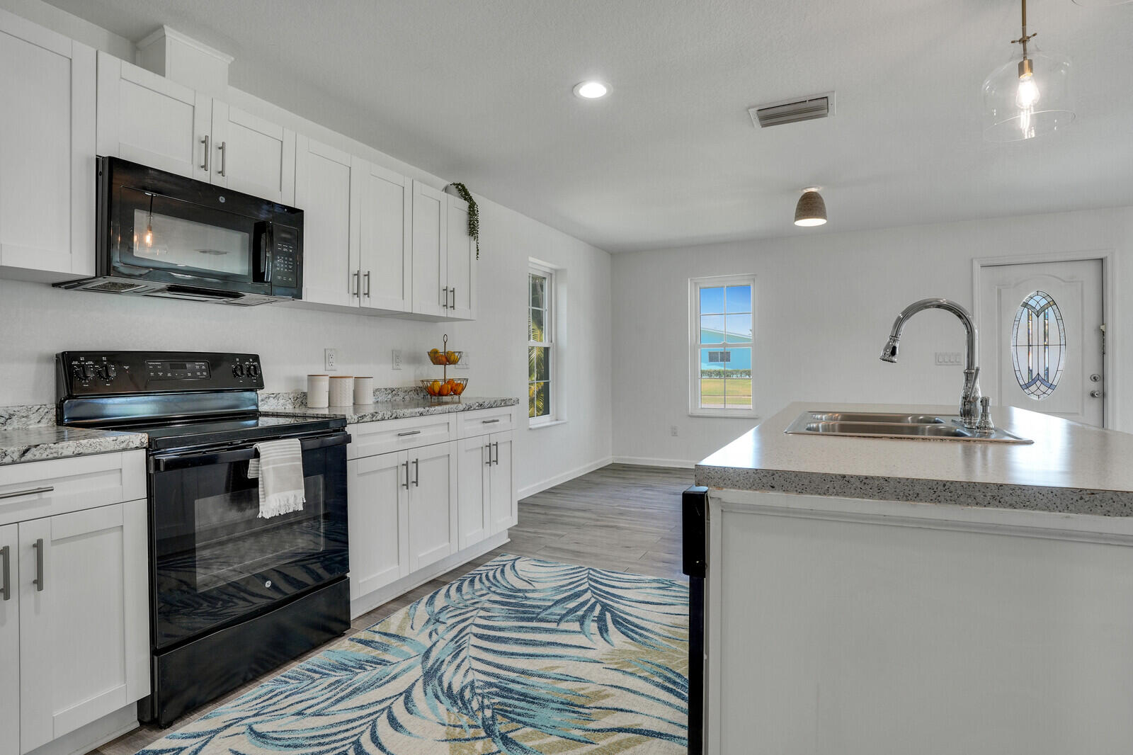 532 Harbour Road North Palm Beach, FL 33408 - Photo 6 of 30 11_Image_11_mls