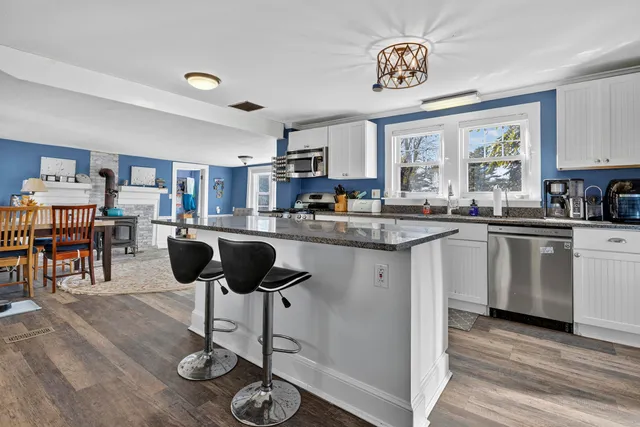 $589,900 | 137 Durham Road, Freeport, ME 04032