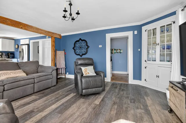 $589,900 | 137 Durham Road, Freeport, ME 04032