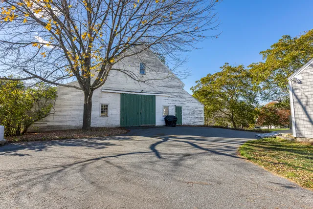 $589,900 | 137 Durham Road, Freeport, ME 04032