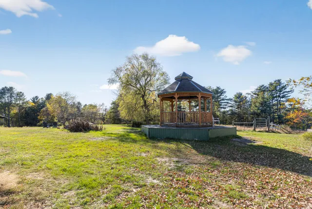 $589,900 | 137 Durham Road, Freeport, ME 04032