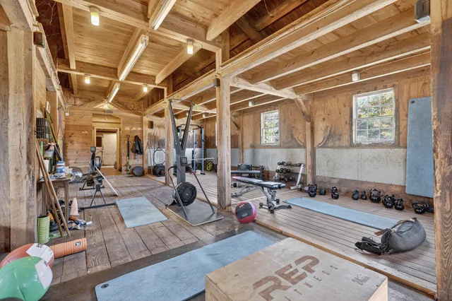 $589,900 | 137 Durham Road, Freeport, ME 04032