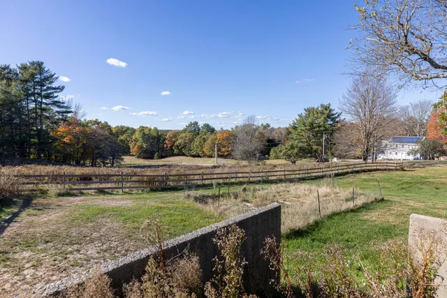 $589,900 | 137 Durham Road, Freeport, ME 04032