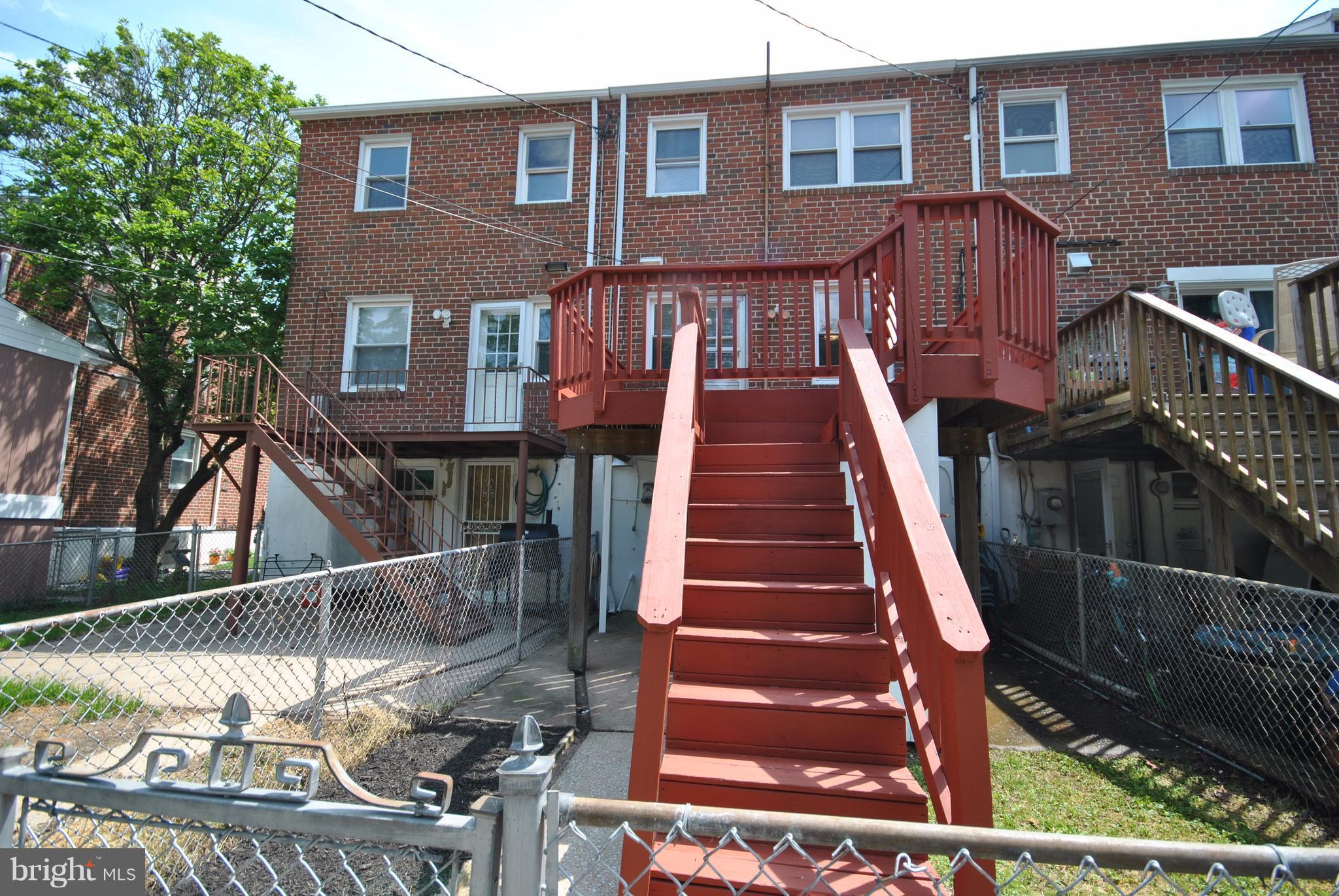 1110 Elm Road Baltimore, MD 21227 - Photo 25 of 30 Deck