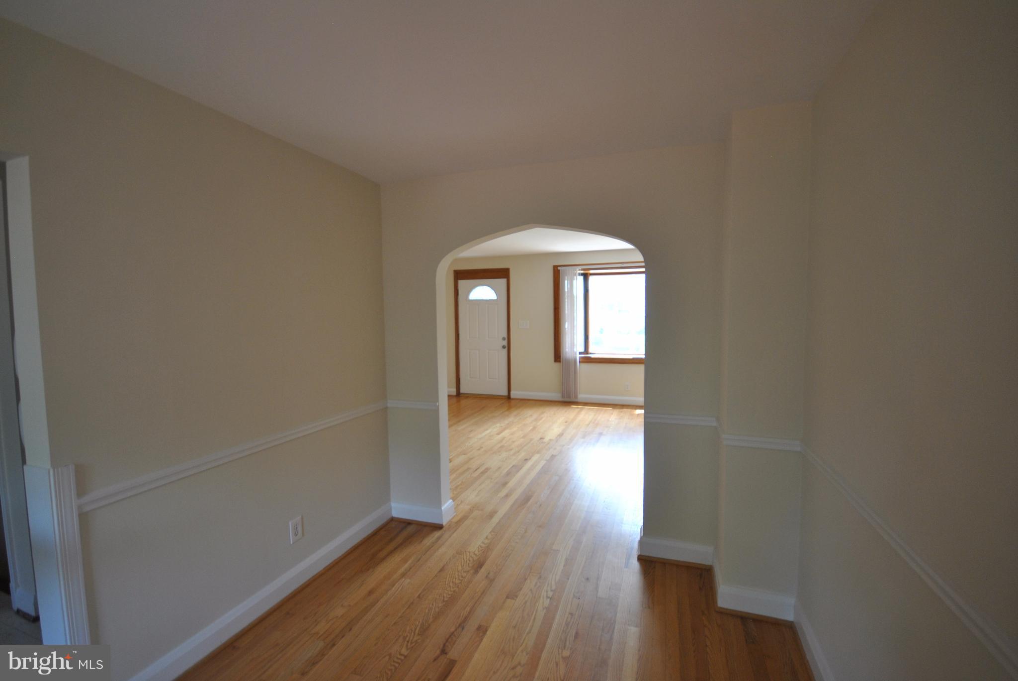 1110 Elm Road Baltimore, MD 21227 - Photo 8 of 30 Dining Room