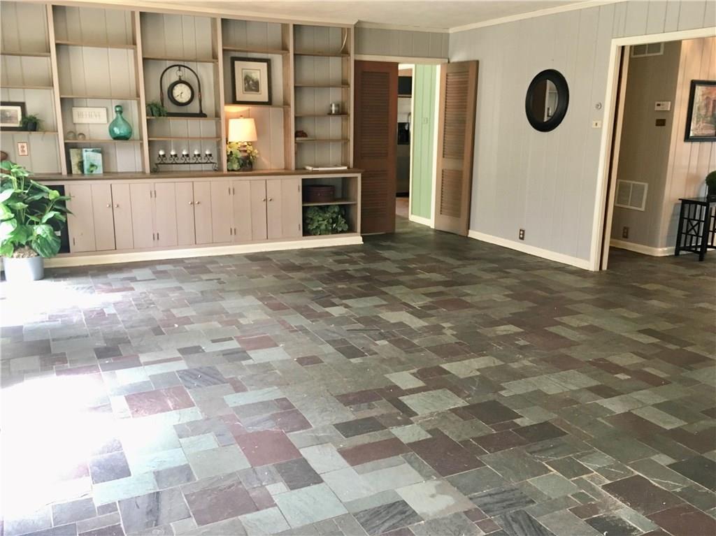 4270 Roland Road Indianapolis, IN 46228 - Photo 11 of 42 Gallery Image 11