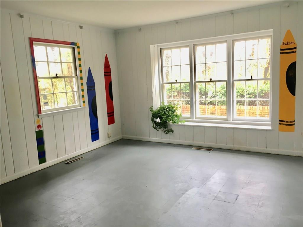 4270 Roland Road Indianapolis, IN 46228 - Photo 18 of 42 Gallery Image 18