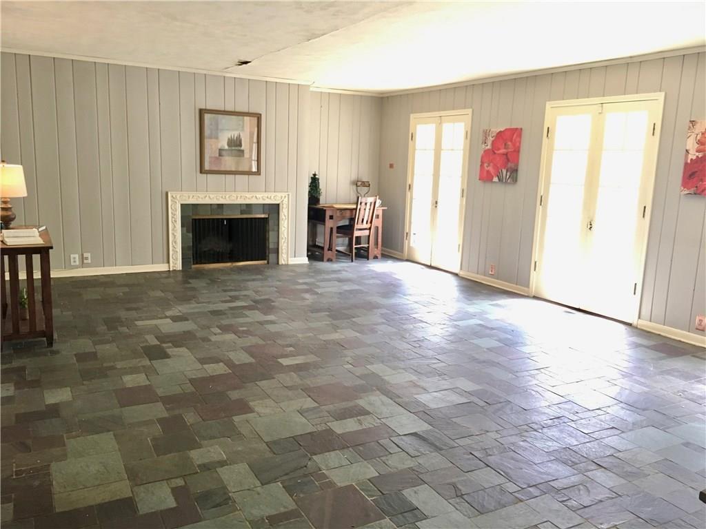 4270 Roland Road Indianapolis, IN 46228 - Photo 10 of 42 Gallery Image 10