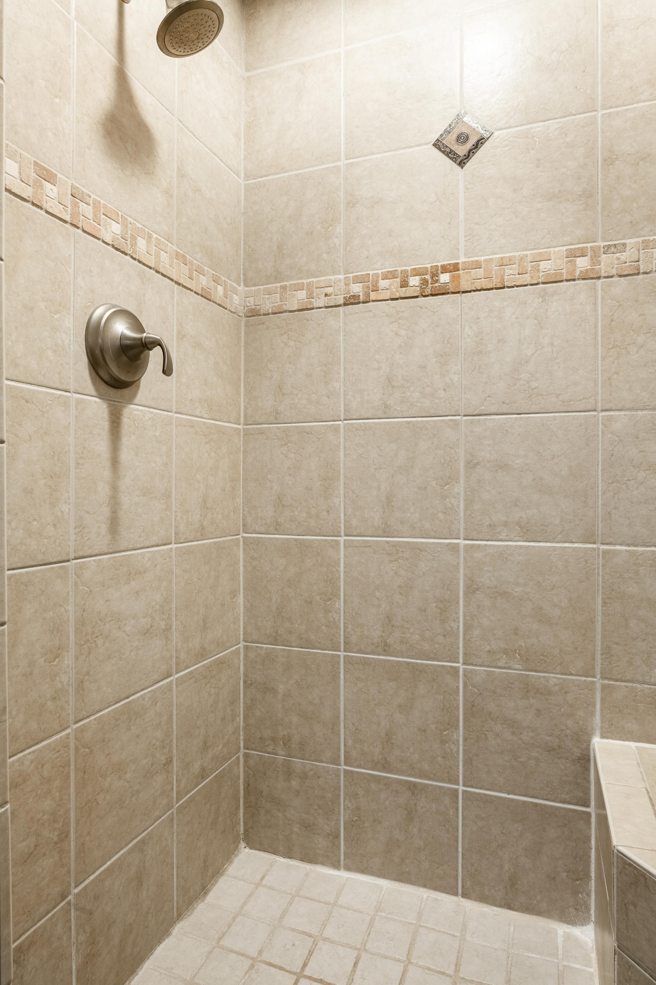 9403 Shadow Point Circle Chattanooga, TN 37421 - Photo 24 of 55 Master Bathroom