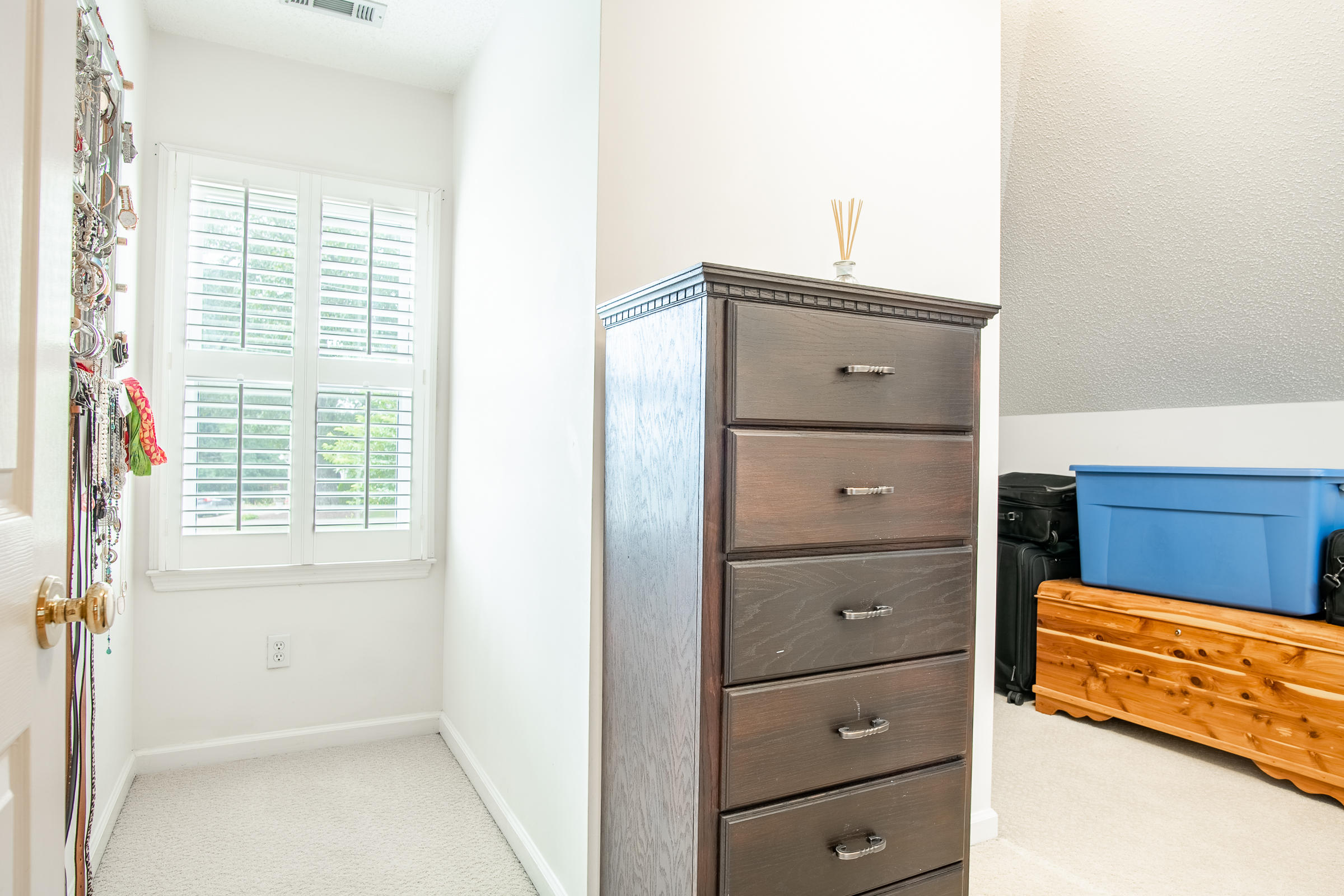 9403 Shadow Point Circle Chattanooga, TN 37421 - Photo 26 of 55 Master Closet