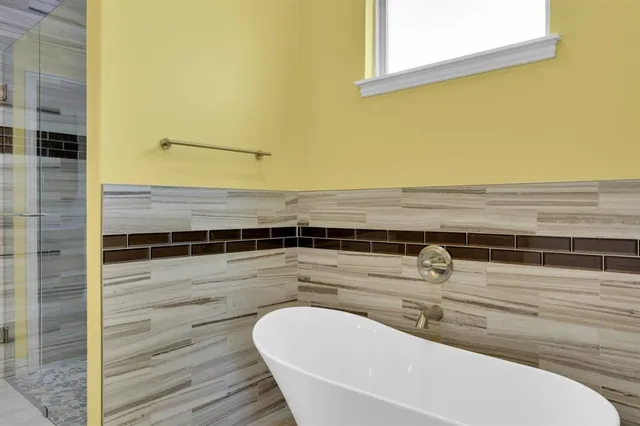 $630,000 | 350 Farrar Road, Waxahachie, TX 75165