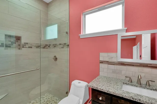 $630,000 | 350 Farrar Road, Waxahachie, TX 75165