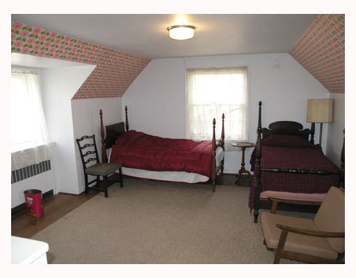 107 Buckingham Road Fox Chapel, PA 15215 - Photo 6 of 8 Other.