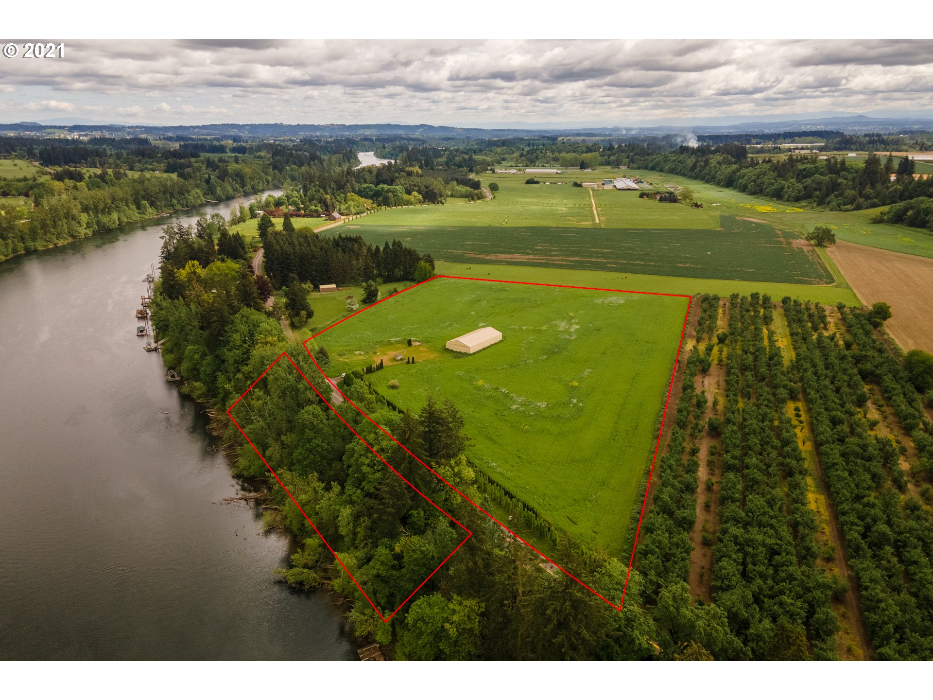 24560 Northeast Butteville Road Aurora, OR 97002 - Photo 13 of 23 Gallery Image 13