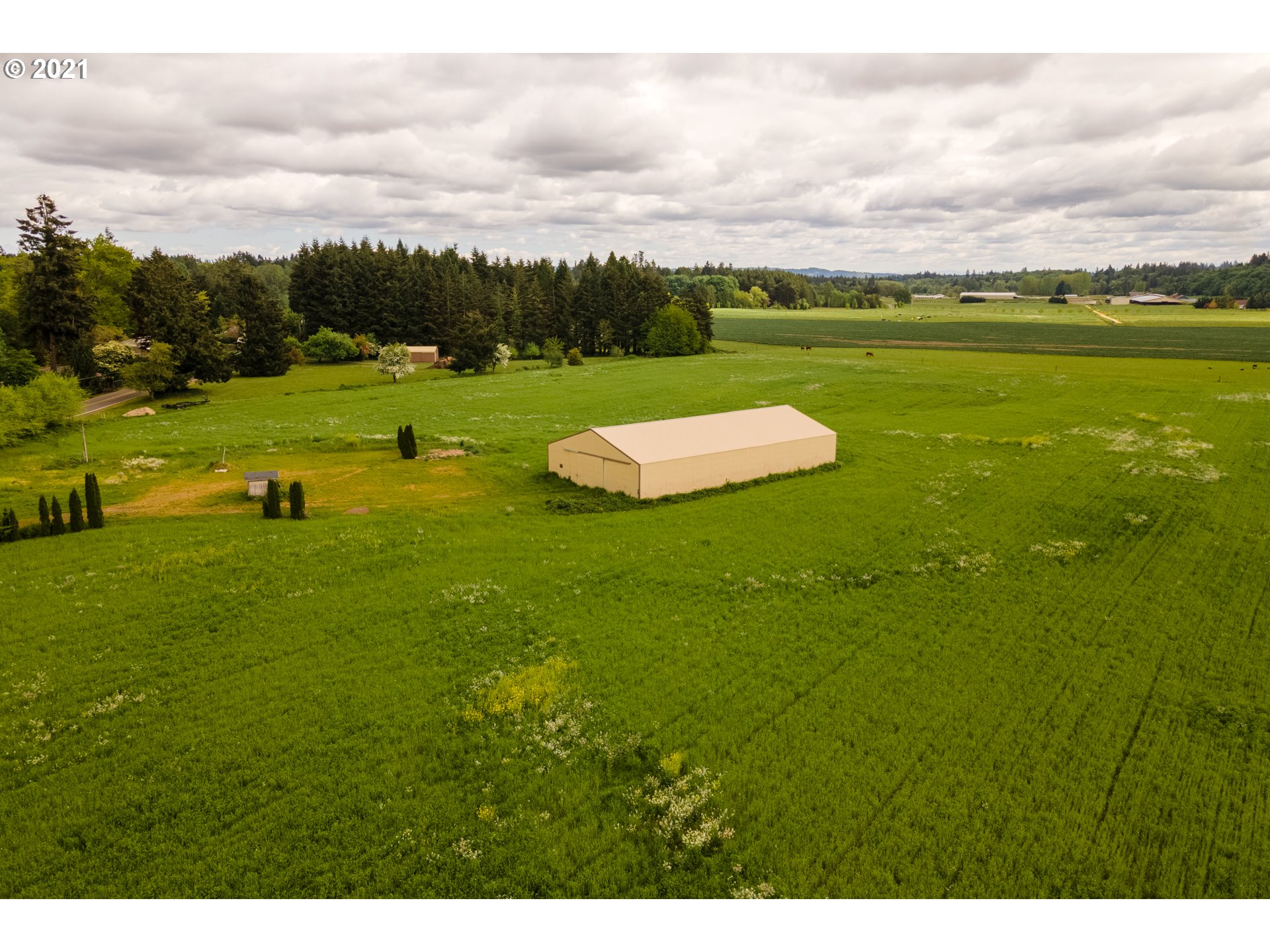 24560 Northeast Butteville Road Aurora, OR 97002 - Photo 14 of 23 Gallery Image 14