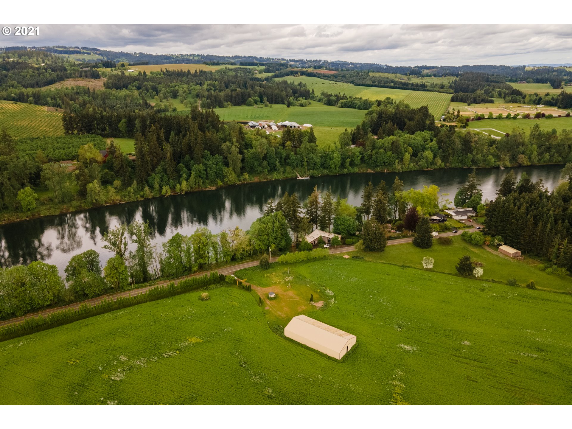 24560 Northeast Butteville Road Aurora, OR 97002 - Photo 18 of 23 Gallery Image 18