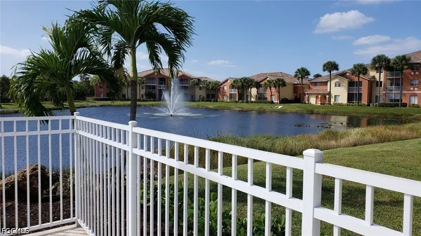 $1,700 | 6401 Aragon Way, Unit 207, Fort Myers, FL 33966