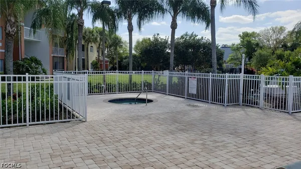 $1,700 | 6401 Aragon Way, Unit 207, Fort Myers, FL 33966