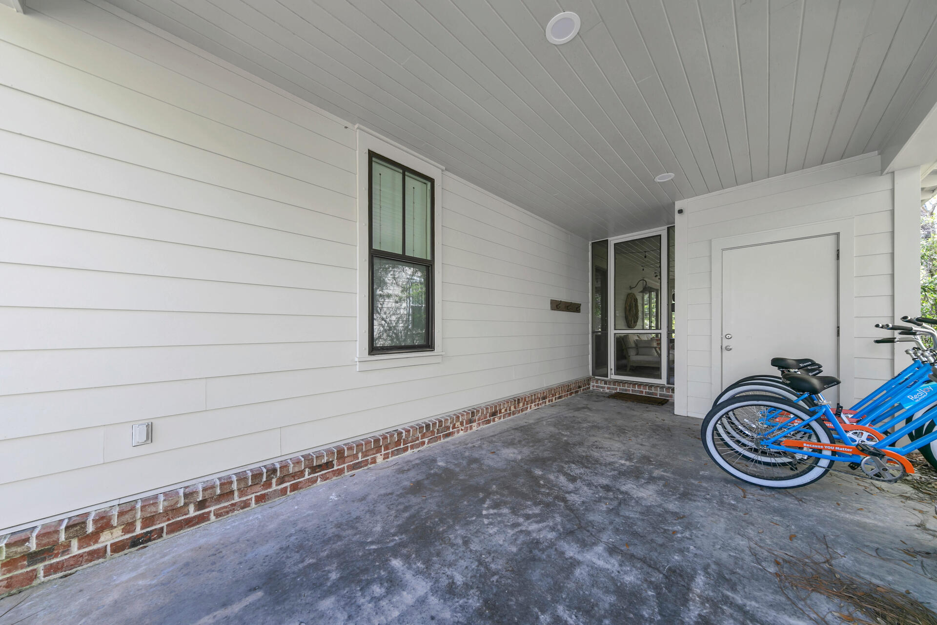 34 Okeechobee West Santa Rosa Beach, FL 32459 - Photo 75 of 91 a view of a livingroom with wooden floor
