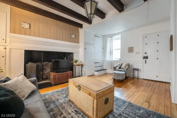 $355,000 | 30 Asbury Broadway Road, Washington, NJ 07882