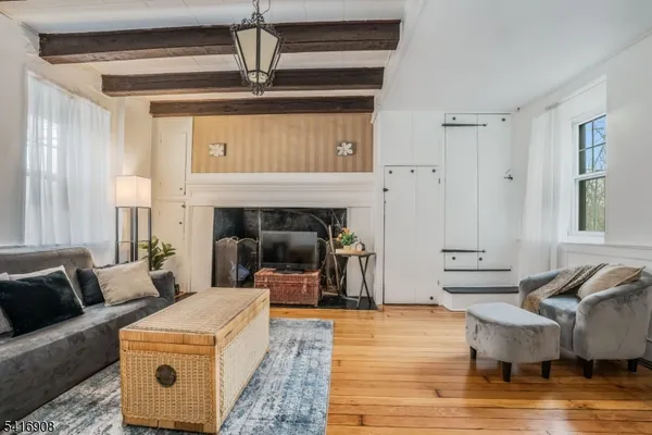 $355,000 | 30 Asbury Broadway Road, Washington, NJ 07882