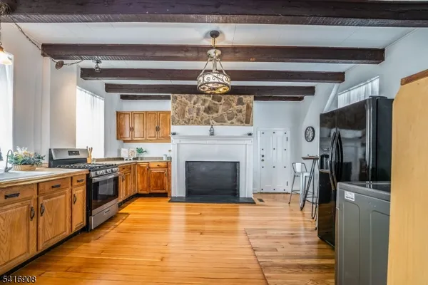 $355,000 | 30 Asbury Broadway Road, Washington, NJ 07882