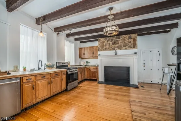 $355,000 | 30 Asbury Broadway Road, Washington, NJ 07882