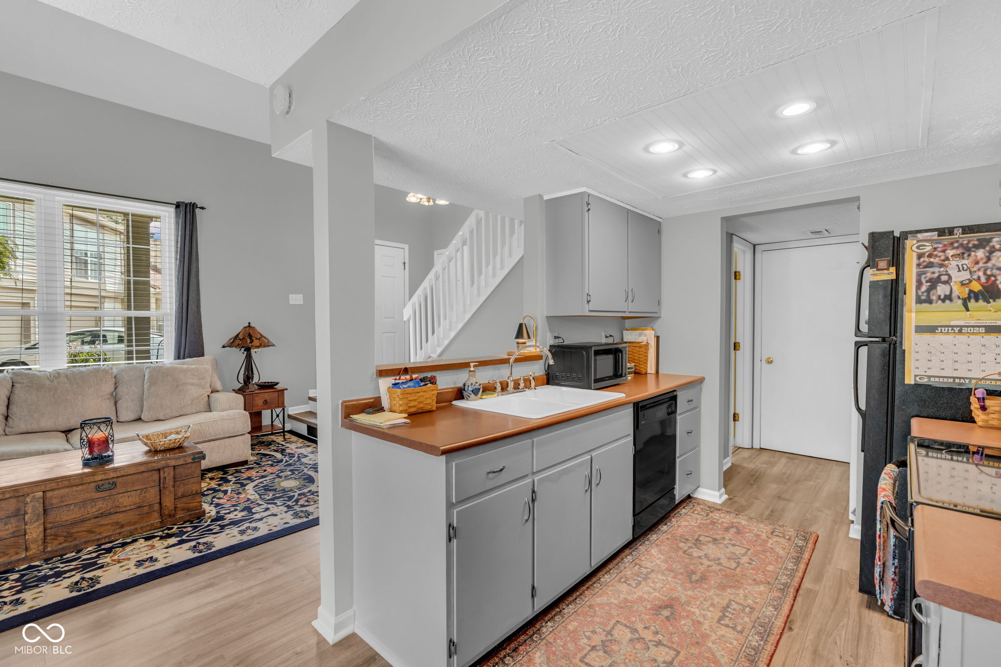 7907 Hunters Path Indianapolis, IN 46214 - Photo 6 of 21 Gallery Image 6