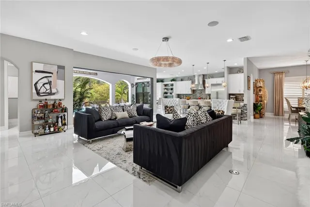 $2,359,000 | 14690 Reserve Place, Naples, FL 34109