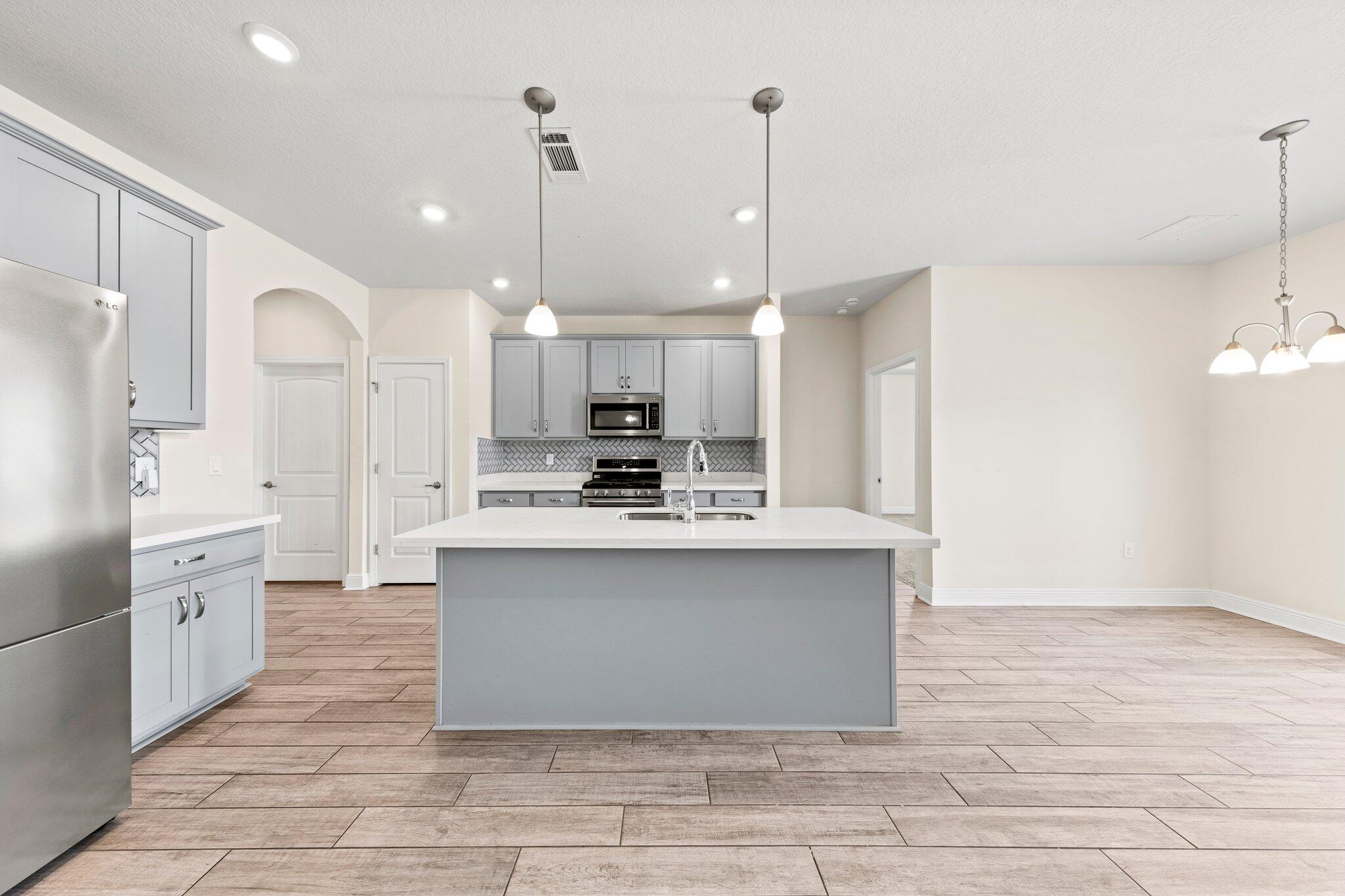 91 Sweet Tea Lane Freeport, FL 32439 - Photo 35 of 80 Large Open Kitchen