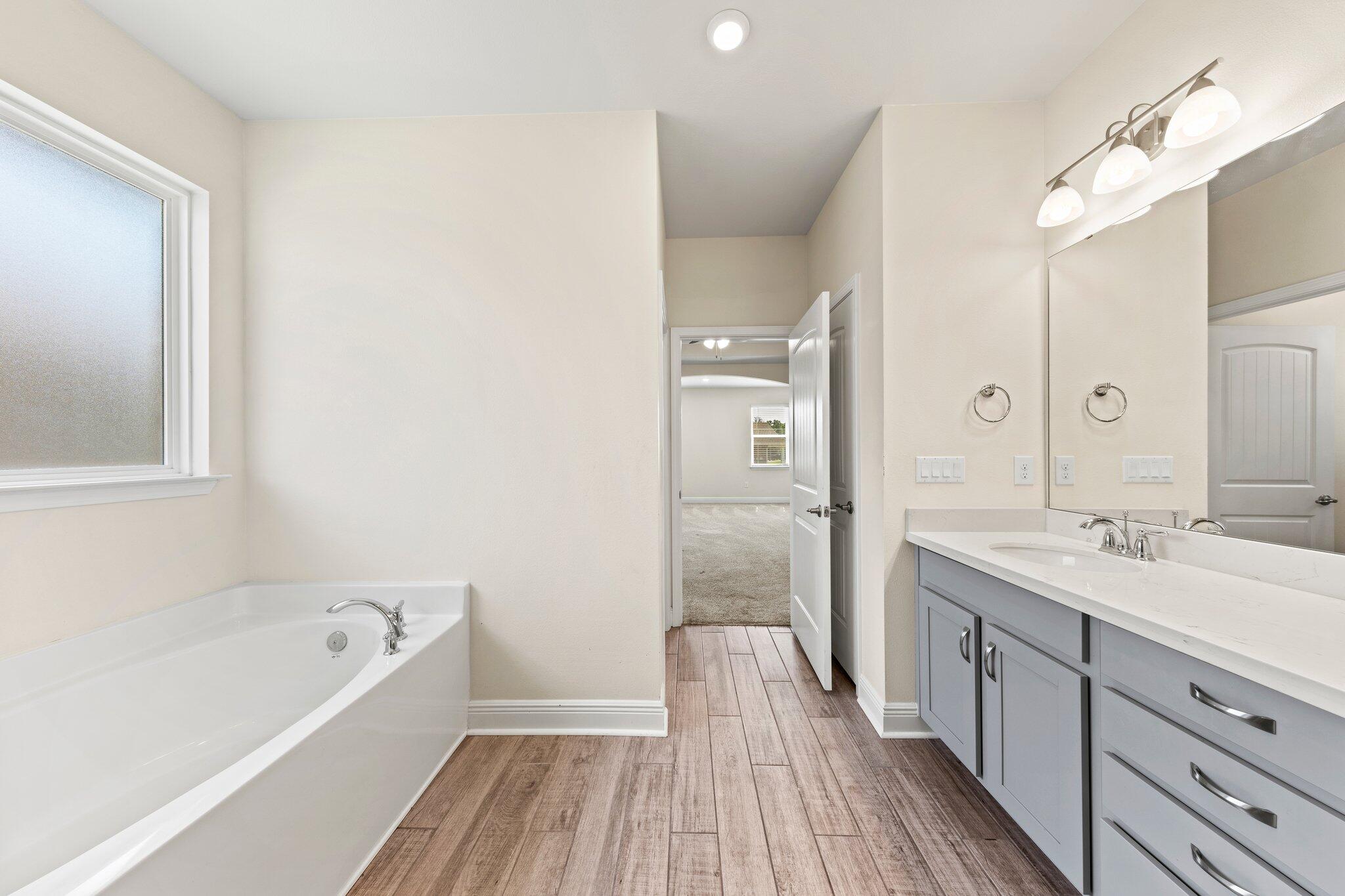 91 Sweet Tea Lane Freeport, FL 32439 - Photo 52 of 80 Large Double Vanity