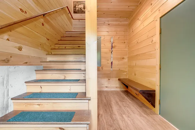 $589,000 | 23 Tuckers Way, Naples, ME 04055