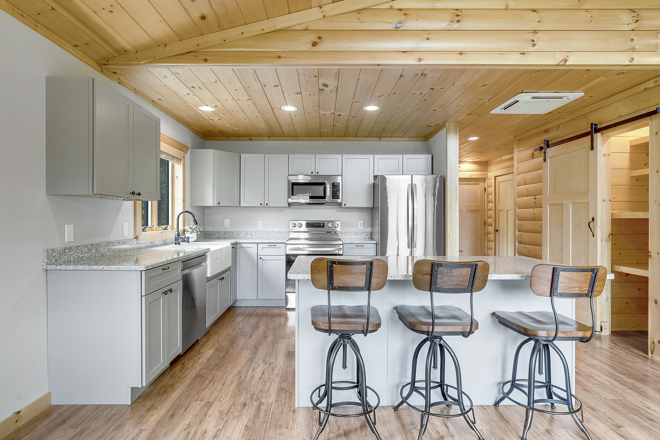 23 Tuckers Way Naples, ME 04055 - Photo 14 of 46 9_23tuckers-3