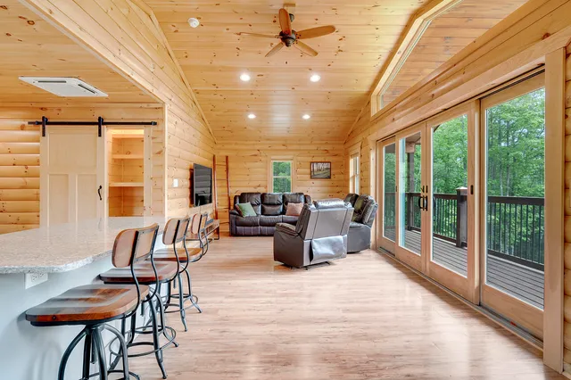 $589,000 | 23 Tuckers Way, Naples, ME 04055