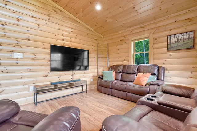 $589,000 | 23 Tuckers Way, Naples, ME 04055