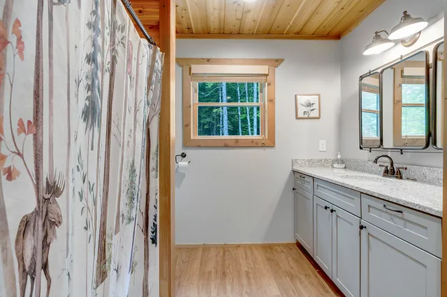 $589,000 | 23 Tuckers Way, Naples, ME 04055