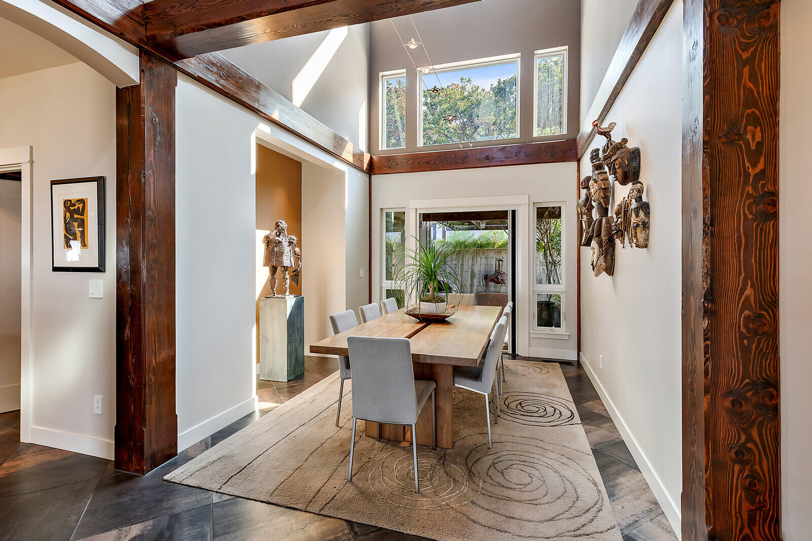 4367 Pioneer Road Medford, OR 97501 - Photo 12 of 96 dining area with view to outside patio