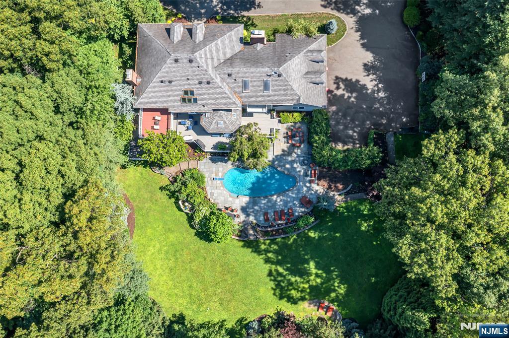 27 Cameron Road Saddle River, NJ 07458 - Photo 5 of 9