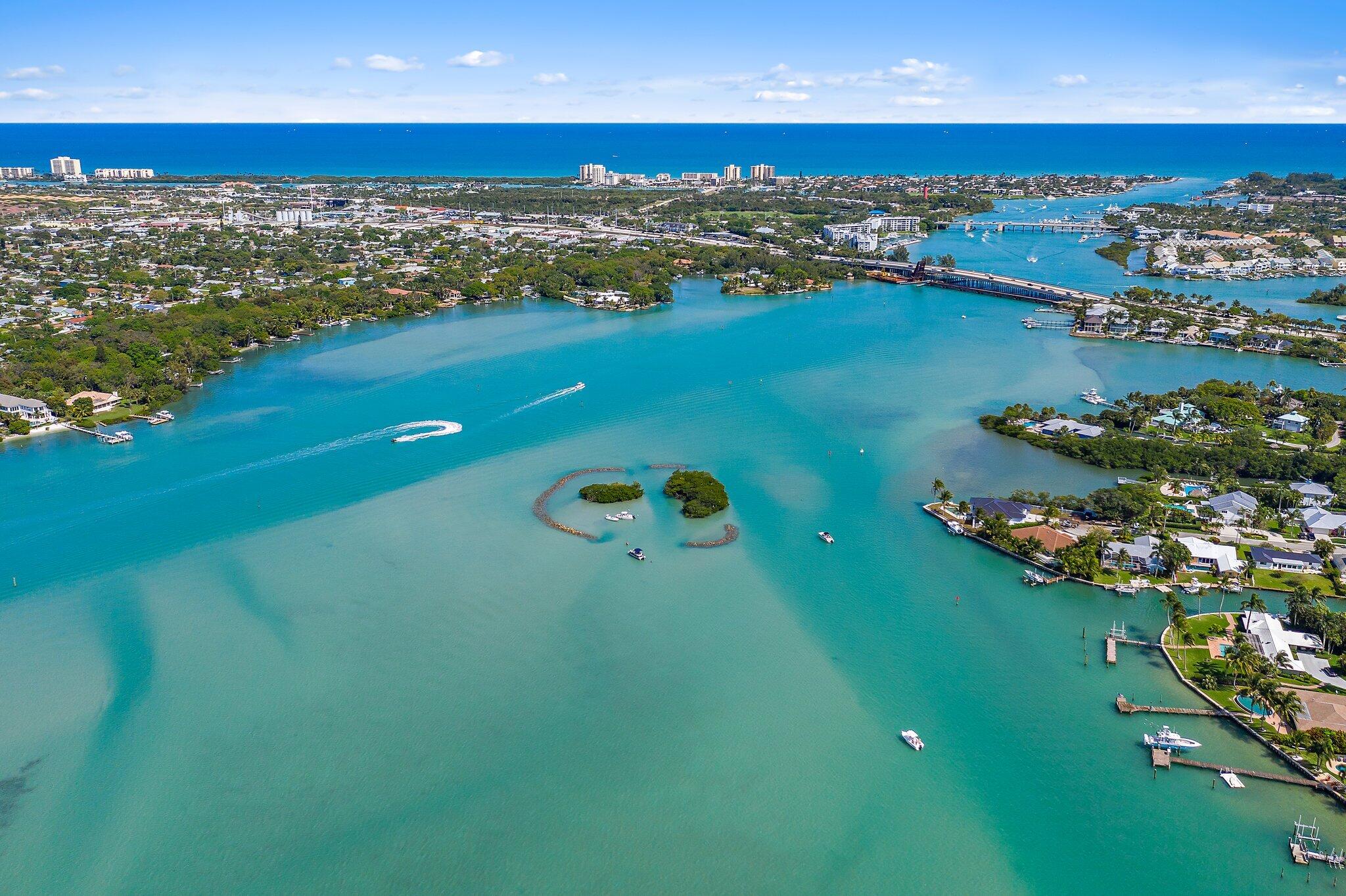 400 Ocean Trail Way, Unit 707 Jupiter, FL 33477 - Photo 32 of 34 a view of a city with an ocean