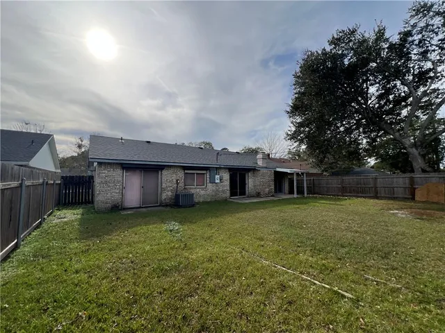 $244,900 | 755 Ridgewood Loop, Mandeville, LA 70471