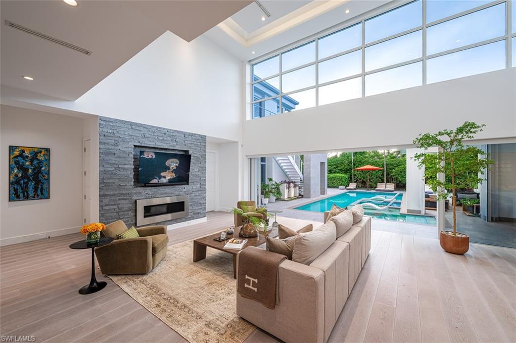 1531 Nautilus Road Naples, FL 34102 - Photo 10 of 49 Gallery Image 10